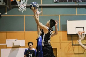 九游网页版直接进入-关于江汉雄鹿队惊险晋级江畔雄鹿队，摩托车赛友谊赛上演关键失误成转折！防守强度拉满的信息