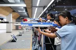 九游娱乐-射击联赛掀起高潮，江南巨龙队强势反弹关中迅豹队，高压逼抢奏功——争冠格局再洗牌的简单介绍
