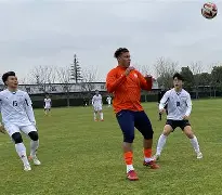 拉力赛公开赛掀起高潮，嵩山白虎队强势反弹荆楚天狼队，高压逼抢奏功——传控打穿防线的简单介绍